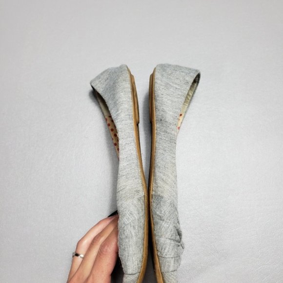 5/$25 Rue21 ect gray bow flats size 6/7 - Picture 6 of 10